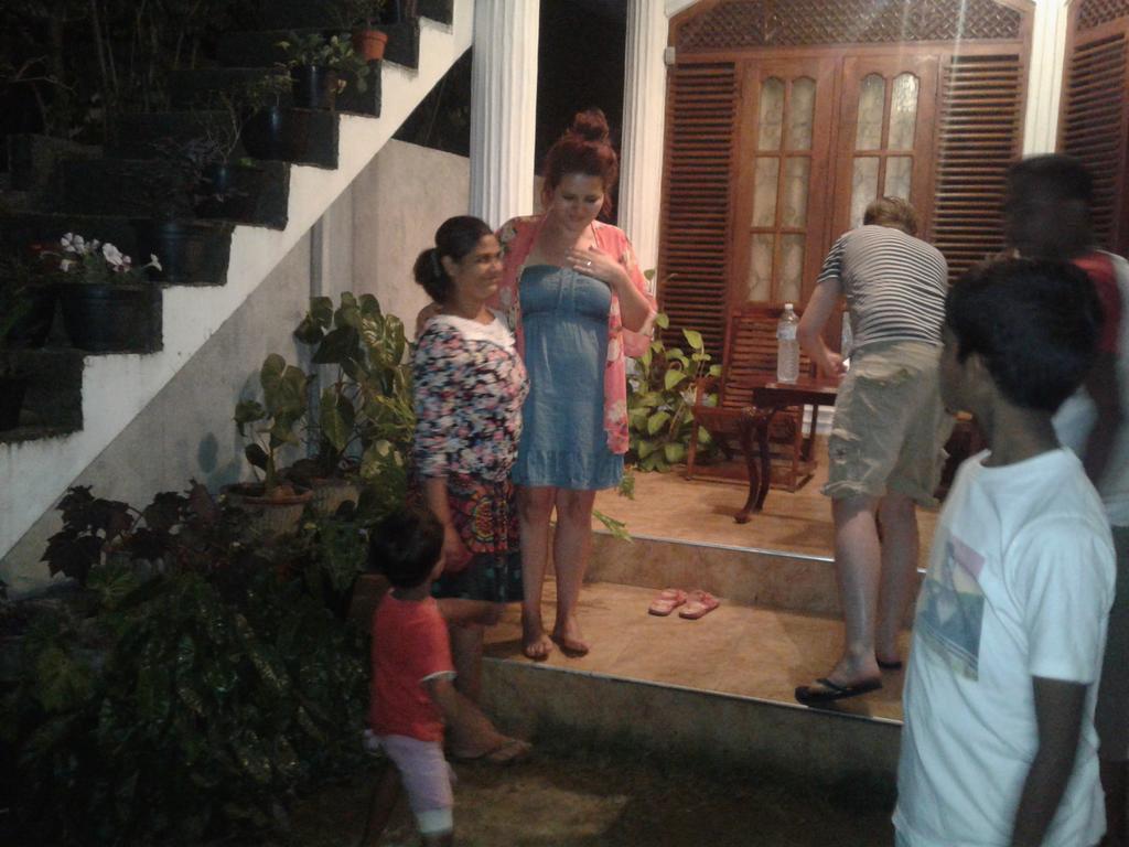 Travellers Home كاندي المظهر الخارجي الصورة