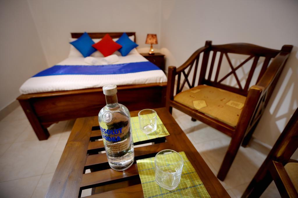 Travellers Home كاندي المظهر الخارجي الصورة