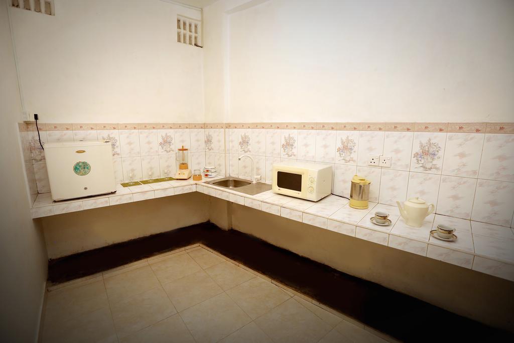 Travellers Home كاندي المظهر الخارجي الصورة