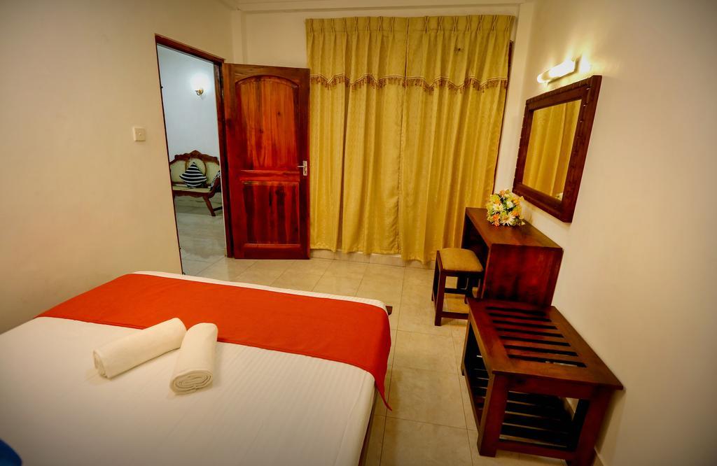 Travellers Home كاندي المظهر الخارجي الصورة