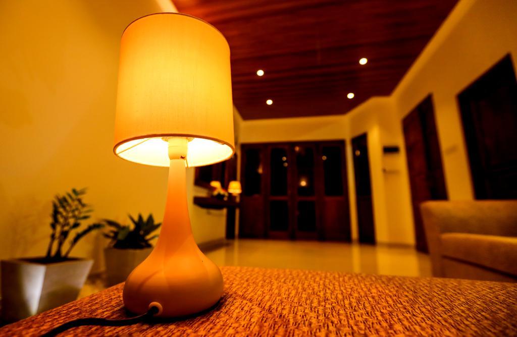 Travellers Home كاندي المظهر الخارجي الصورة