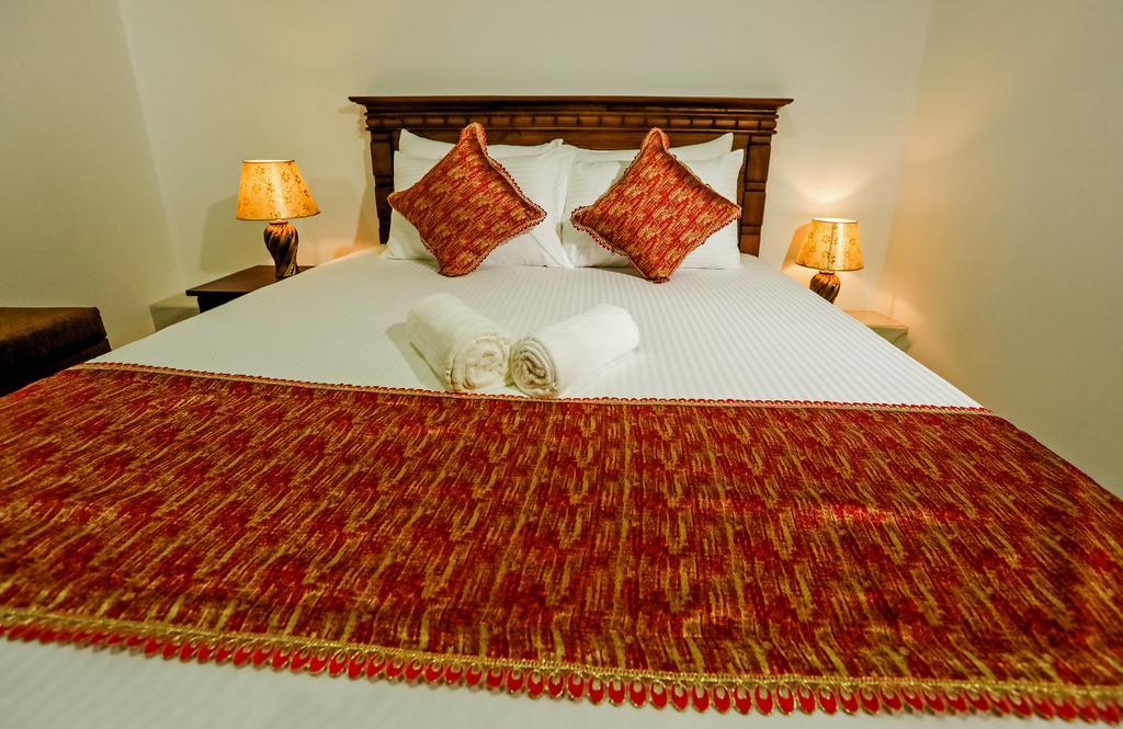 Travellers Home كاندي المظهر الخارجي الصورة