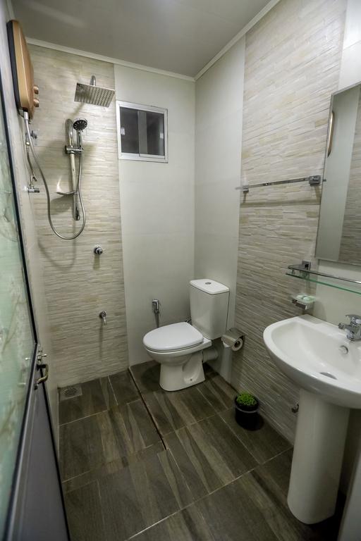 Travellers Home كاندي المظهر الخارجي الصورة